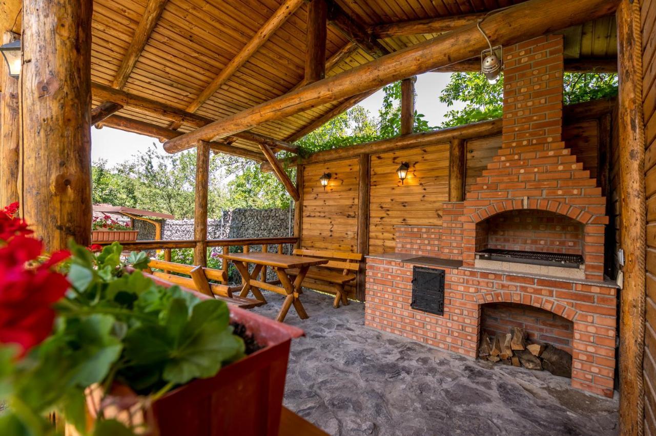 Casa De Vacanta Sadu Εξωτερικό φωτογραφία