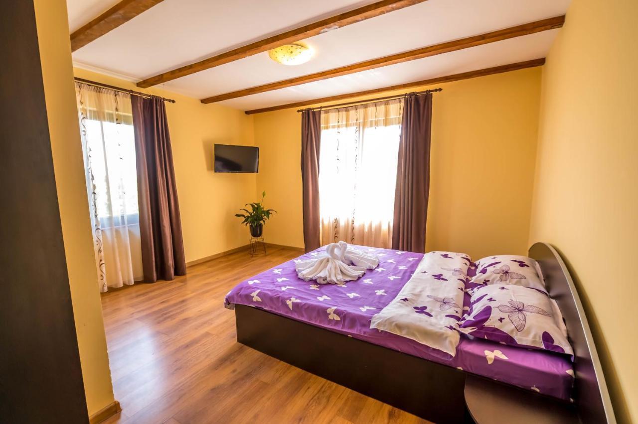 Casa De Vacanta Sadu Εξωτερικό φωτογραφία